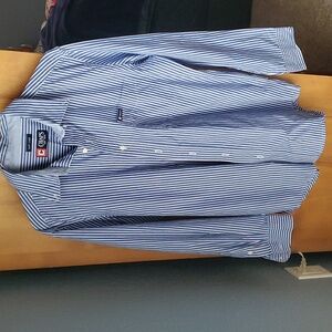 ❄️Chaps Button Up Shirt- small